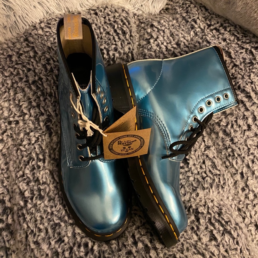Dr. Martens Vegan Blue Goldmix 1460 - Women’s 8